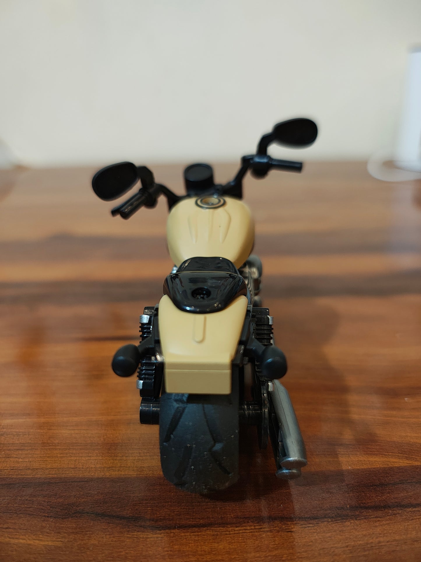 1:32 scale harley davidson